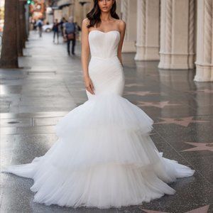 Pronovias Bridal SAINT Tulle Off White Wedding Dress
